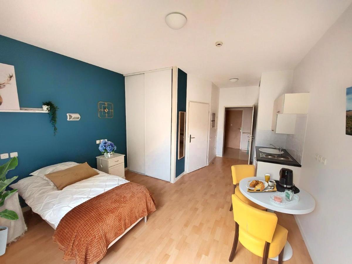 Villa Rose De Mons - Residence Services Senior La Brede المظهر الخارجي الصورة