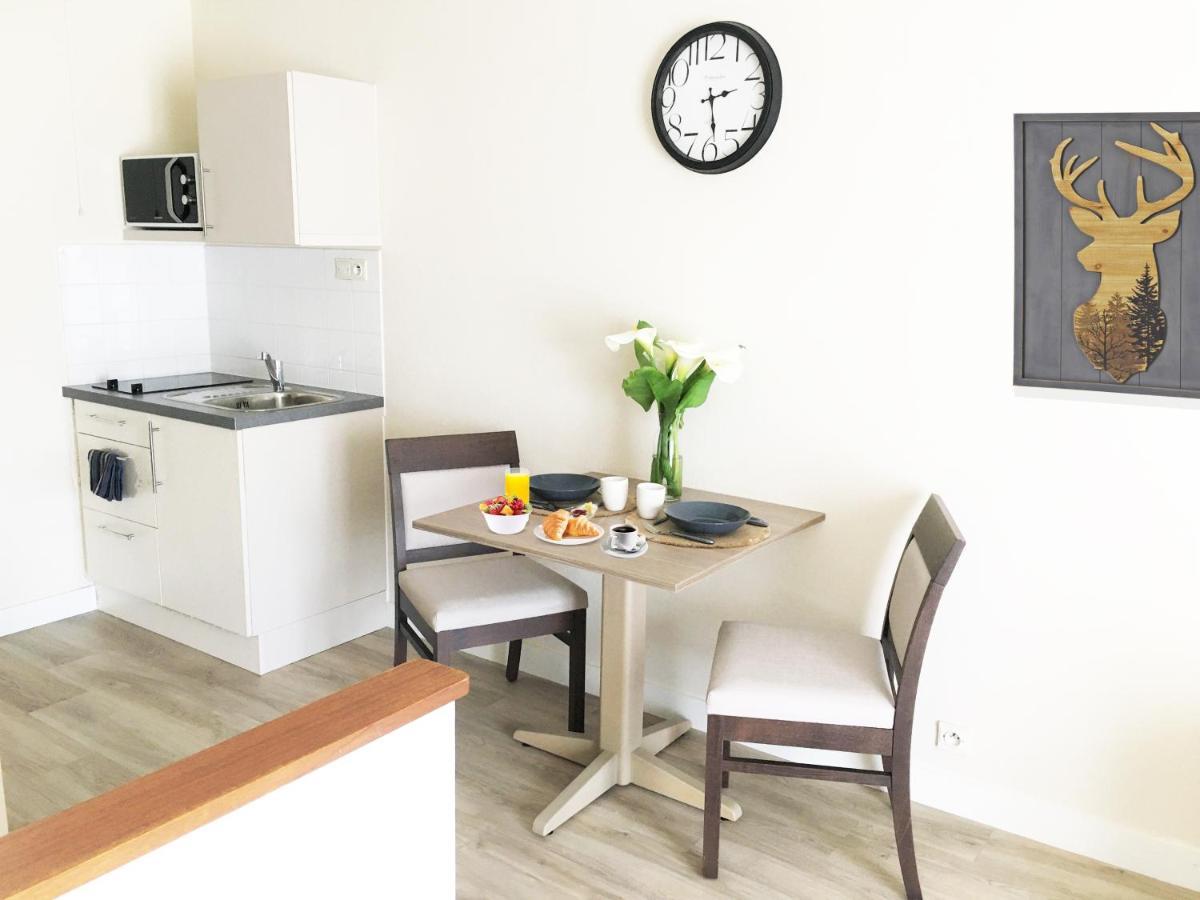 Villa Rose De Mons - Residence Services Senior La Brede المظهر الخارجي الصورة