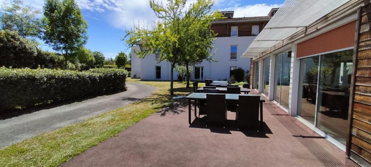 Villa Rose De Mons - Residence Services Senior La Brede المظهر الخارجي الصورة