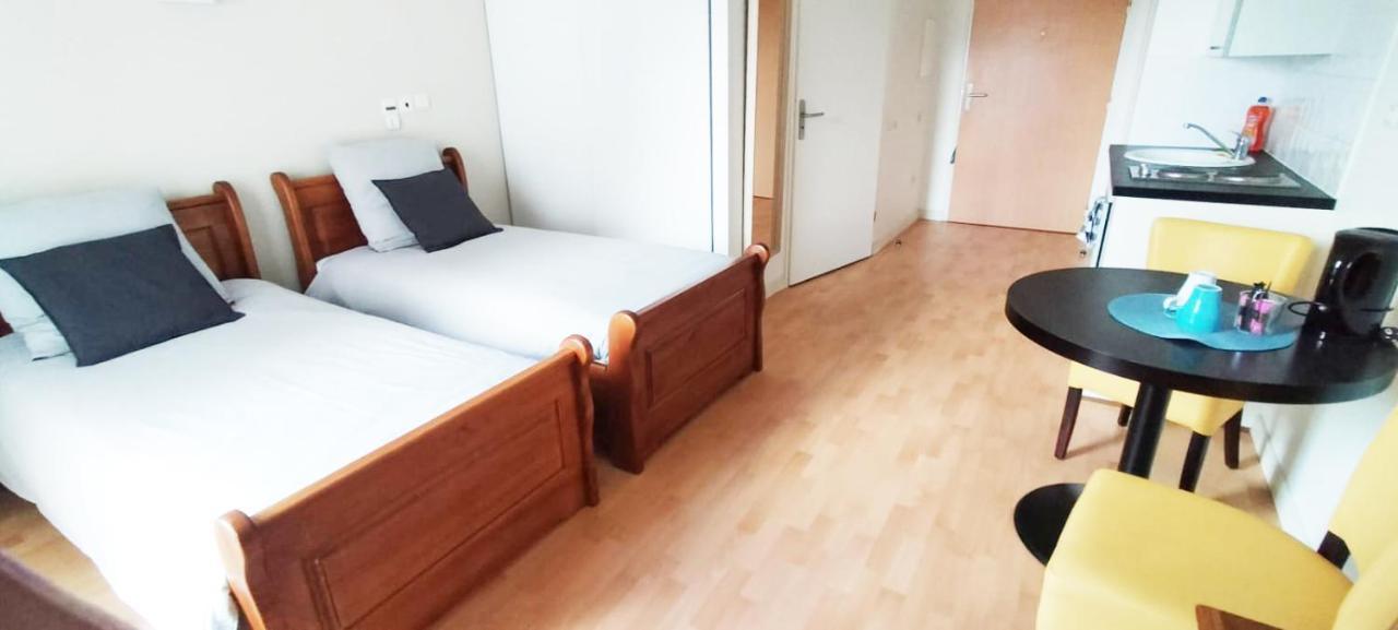 Villa Rose De Mons - Residence Services Senior La Brede المظهر الخارجي الصورة
